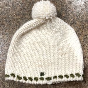 Woman’s Burton white winter hat